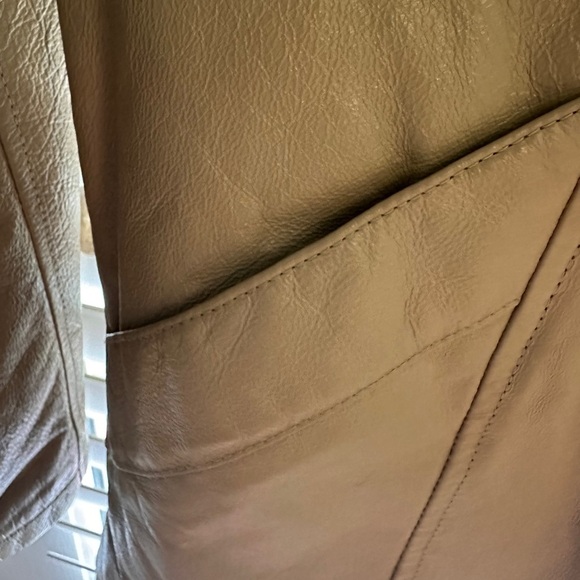 Wilsons Leather Women's Beige Blazer - Picture 4 of 6